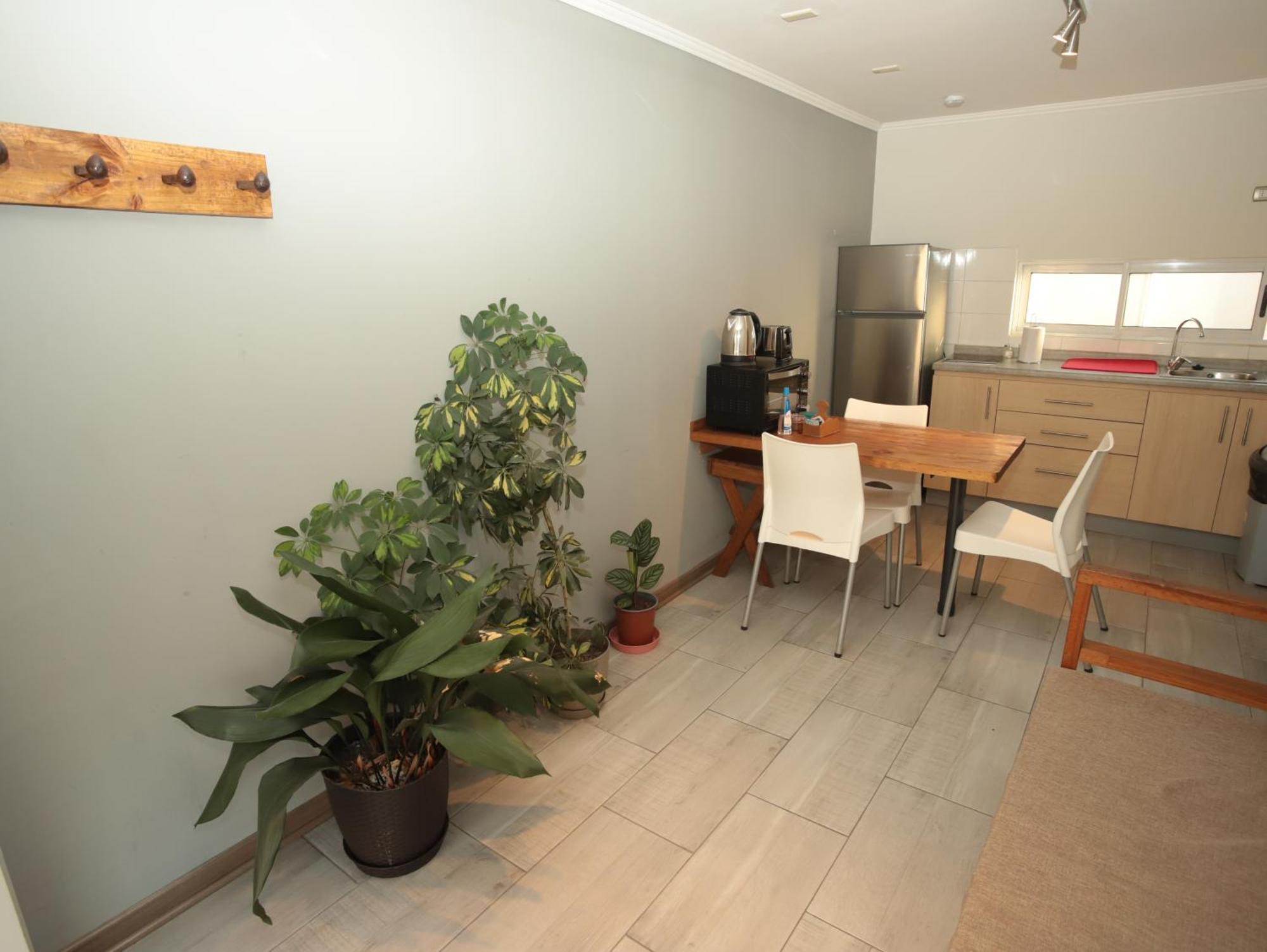 De Triana Aparthotel